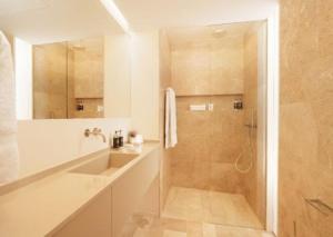 Palmares Signature Apartments的一间浴室