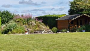 Vrt ispred objekta The Yoke B&B and Self-Catering Accommodation Laois