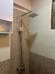 Phòng tắm tại DHA Karachi Condo Apartment