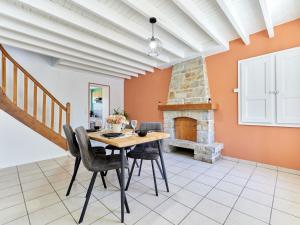 Φωτογραφία από το άλμπουμ του Holiday Home Le Launay by Interhome σε Saint-Nicolas-de-Pierrepont