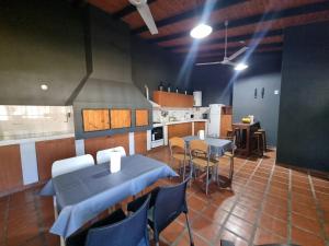 Η κουζίνα ή μικρή κουζίνα στο Casa de Campo Los Platanos