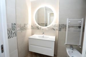 Bilik mandi di Smile Apartments
