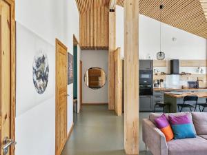 Kuchyň nebo kuchyňský kout v ubytování Holiday Home Kiiskenkivi by Interhome