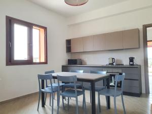 Kuchyň nebo kuchyňský kout v ubytování Apartment MareLuce by Interhome