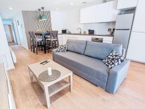 Η κουζίνα ή μικρή κουζίνα στο Holiday Home Les Cariatides 3 by Interhome