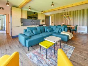 Χώρος καθιστικού στο Holiday Home Plitvice Cubo Green Hills by Interhome