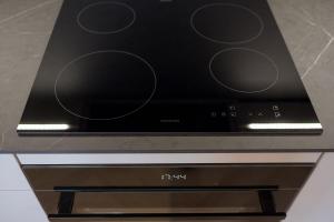 Nhà bếp/bếp nhỏ tại Harmonia II Apartament with parking