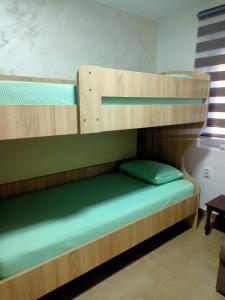 Gallery image of Anika in Sutomore
