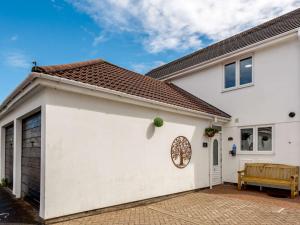 Hoone, kus puhkemaja asub