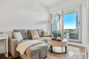 Galeriebild der Unterkunft Luxury Spacious 2 Bedroom Apartment at The Radius in Calgary