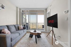 Gallery image of 28th Floor High Rise Apartment Near Stampede Sleeps 4 with Free Secure Parking in Calgary