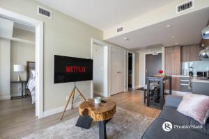 Gallery image of 28th Floor High Rise Apartment Near Stampede Sleeps 4 with Free Secure Parking in Calgary