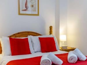 Ένα ή περισσότερα κρεβάτια σε δωμάτιο στο 1 Bed in Keswick 86395