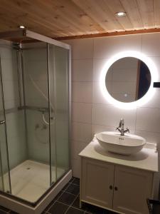 Et badeværelse på Cabin outside of Tromsø