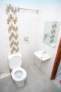 Koupelna v ubytování SpringStone executive apartment A18 + 13 fotografií