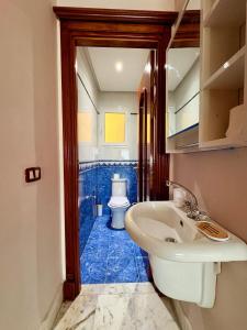 Koupelna v ubytování Mondo suites apparts lac 2 Tunis + 30 fotografií