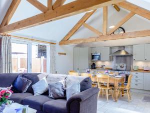Kuchyň nebo kuchyňský kout v ubytování 3 Bed in Thirsk 40351
