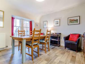 Χώρος καθιστικού στο 2 Bed in Crail CA006