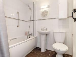 Ένα μπάνιο στο 2 Bed in Portreath FORGM +10 φωτογραφίες