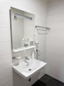 Ένα μπάνιο στο PANAMERA Best of Ilidza two-bedroom apartment