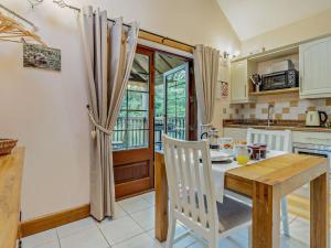 Gallery image of 1 Bed in Garth BN216 in Garth