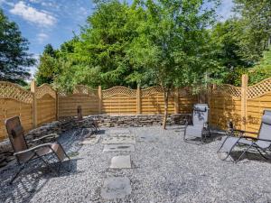 Κήπος έξω από το 2 Bed in Staveley SZ590