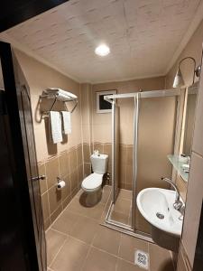 Koupelna v ubytování Minabir Otel