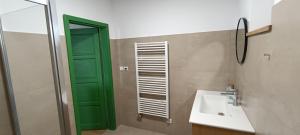 Koupelna v ubytování Tady dobrý + 21 fotografií