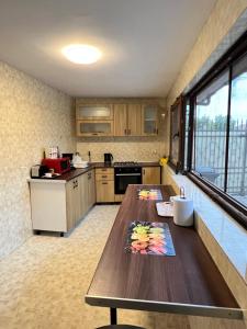 Køkken eller tekøkken på Casa Cristian