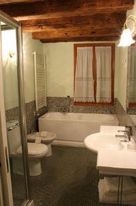 Ένα μπάνιο στο Cà Satriano