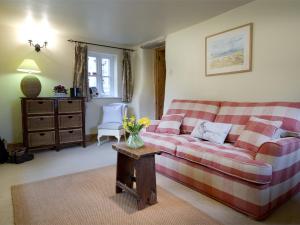 Χώρος καθιστικού στο 4 Bed in Kettlewell G0041