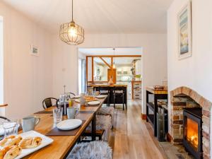 Fotografie z fotogalerie ubytování 6 Bed in Lyme Regis 80470 v destinaci Axminster