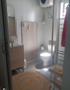 Koupelna v ubytování finca Aframary