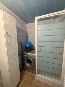 Φωτογραφία από το άλμπουμ του Appartement 80m2 3 chambres 5 lits σε Vierzon