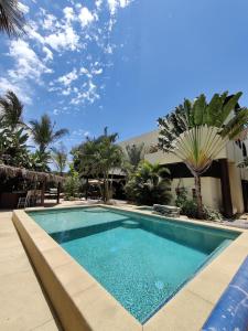Bazén v ubytování Villa Lunas de Mar- 10 pax, pool, walk to beach nebo v jeho okolí