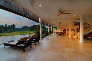 Příroda nedaleko vily