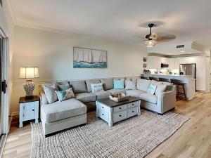 泰比岛Beach Pointe View Unit G的相册照片