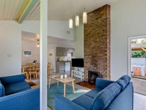 Χώρος καθιστικού στο 2 Bed in Saltash 95644
