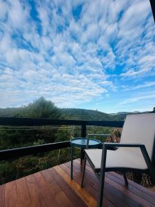 Φυσικό τοπίο κοντά σε οργανωμένο κάμπινγκ +12 φωτογραφίες