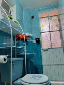 Ένα μπάνιο στο Quiet and beautiful apartment