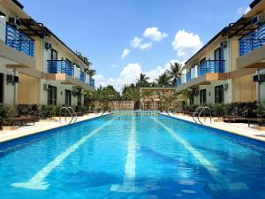 Πισίνα στο ή κοντά στο Green Nature Resort and Leisure Park Nagcarlan Laguna