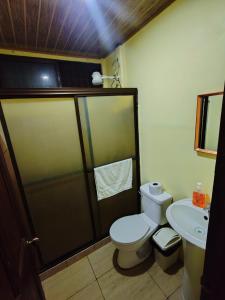 Gallery image of Apartamentos Amarillos in La Cruz