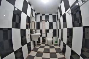 Koupelna v ubytování Bee Hive Villa Kandy + 21 fotografií