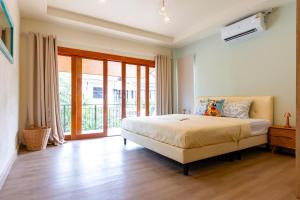 Fotografie z fotogalerie ubytování V230 Renovated Villa Near Beach table tennis Pool v destinaci Ban Ko Khwan