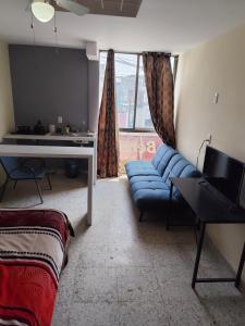 Posezení v ubytování Suite 101 Cordoba centro con estacionamiento