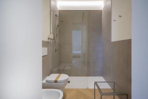 Ένα μπάνιο στο PalazzoTorre 102 - Luxury suite with tower view +33 φωτογραφίες
