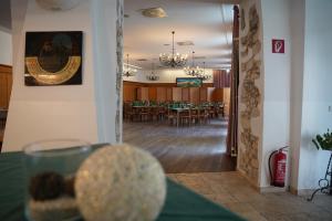 Posedenie v ubytovaní Hotel Der Greif