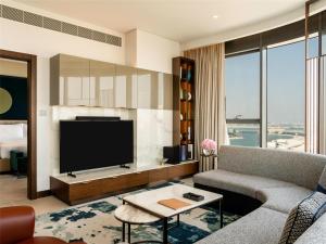 Conrad Bahrain Financial Harbour的休息区