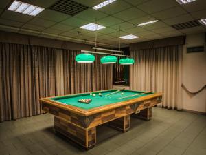 Biliár nebo kulečník v ubytování Hotel Valdarno