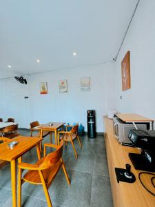 Köök või kööginurk majutusasutuses Casa de Java Cirebon